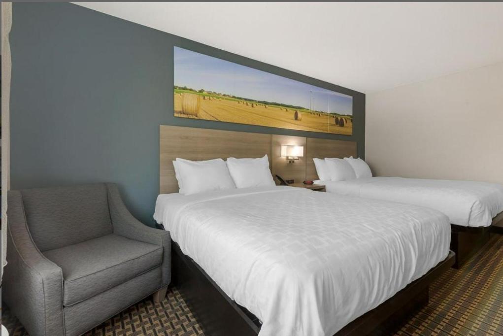 מלון תומא Clarion Pointe מראה חיצוני תמונה